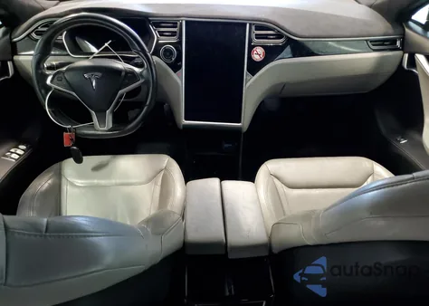 2015 Tesla Model S из США, поврежденный, VIN 5YJSA1E2XFF109744